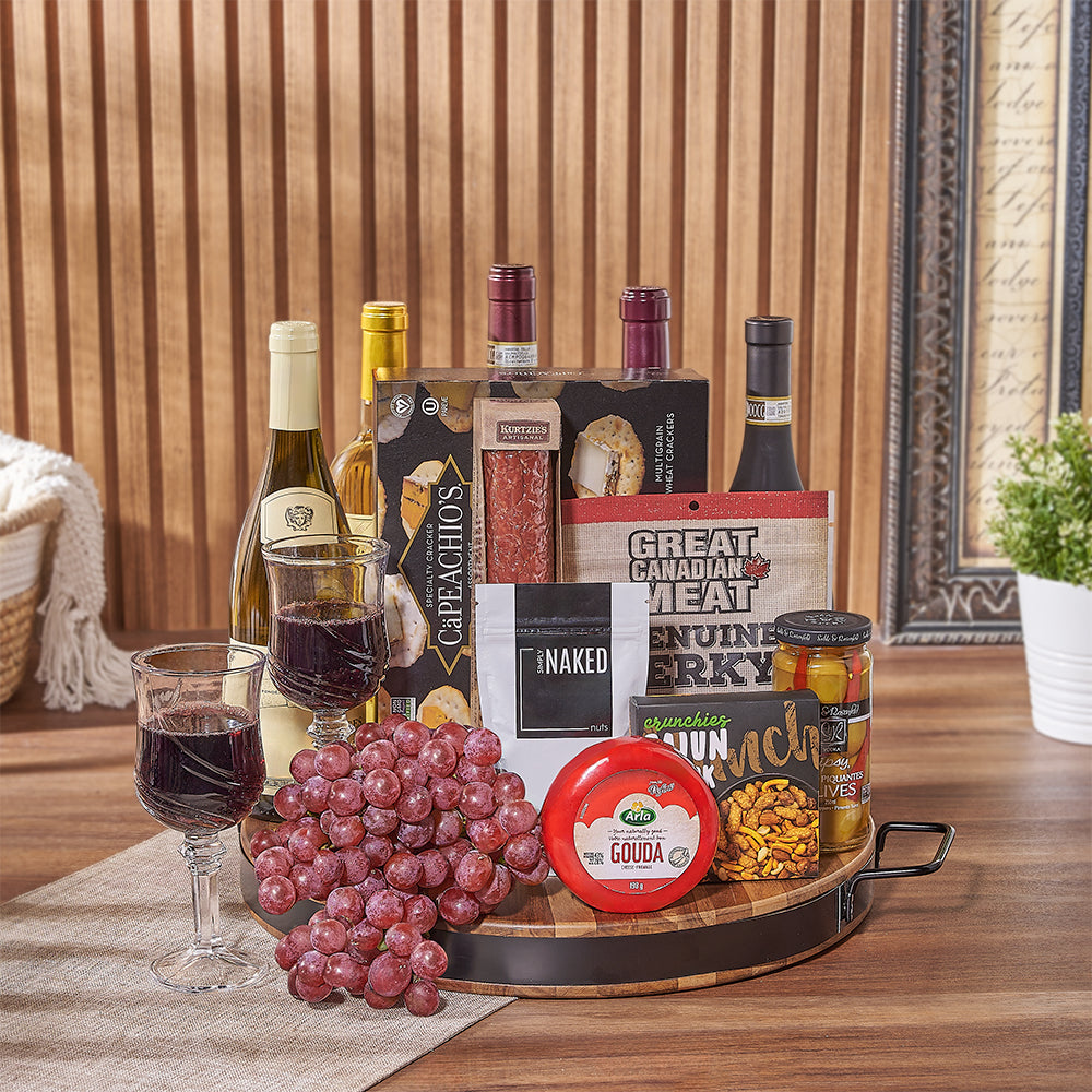 Meat and Cheese Wine Basket – how the gift is presented