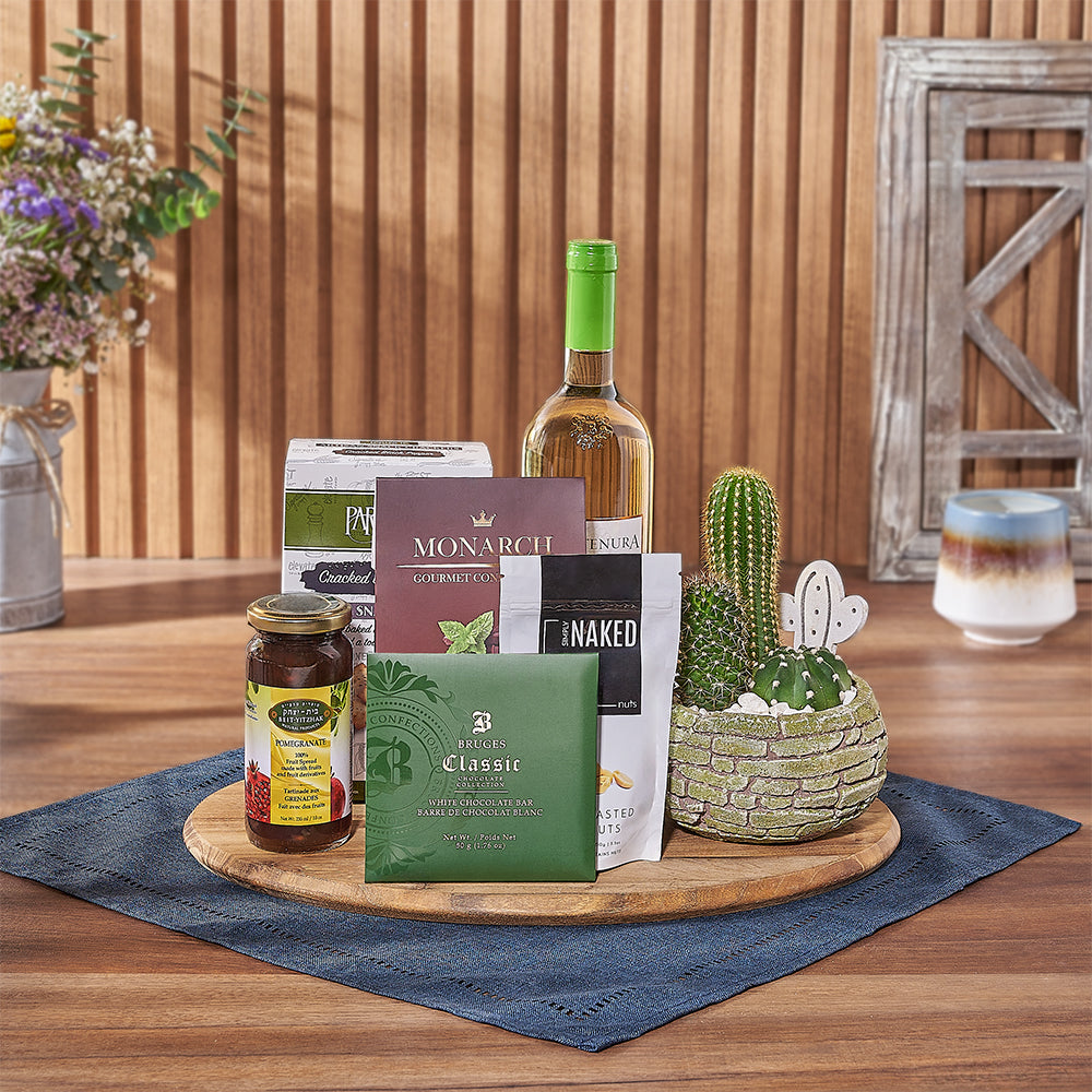Kosher Wine and Gourmet Snack Gift Basket with Cacti Planter – how the gift is presented