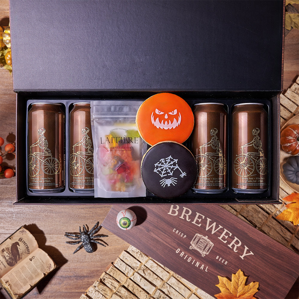Halloween Beer Basket with Cookies – how the gift is presented