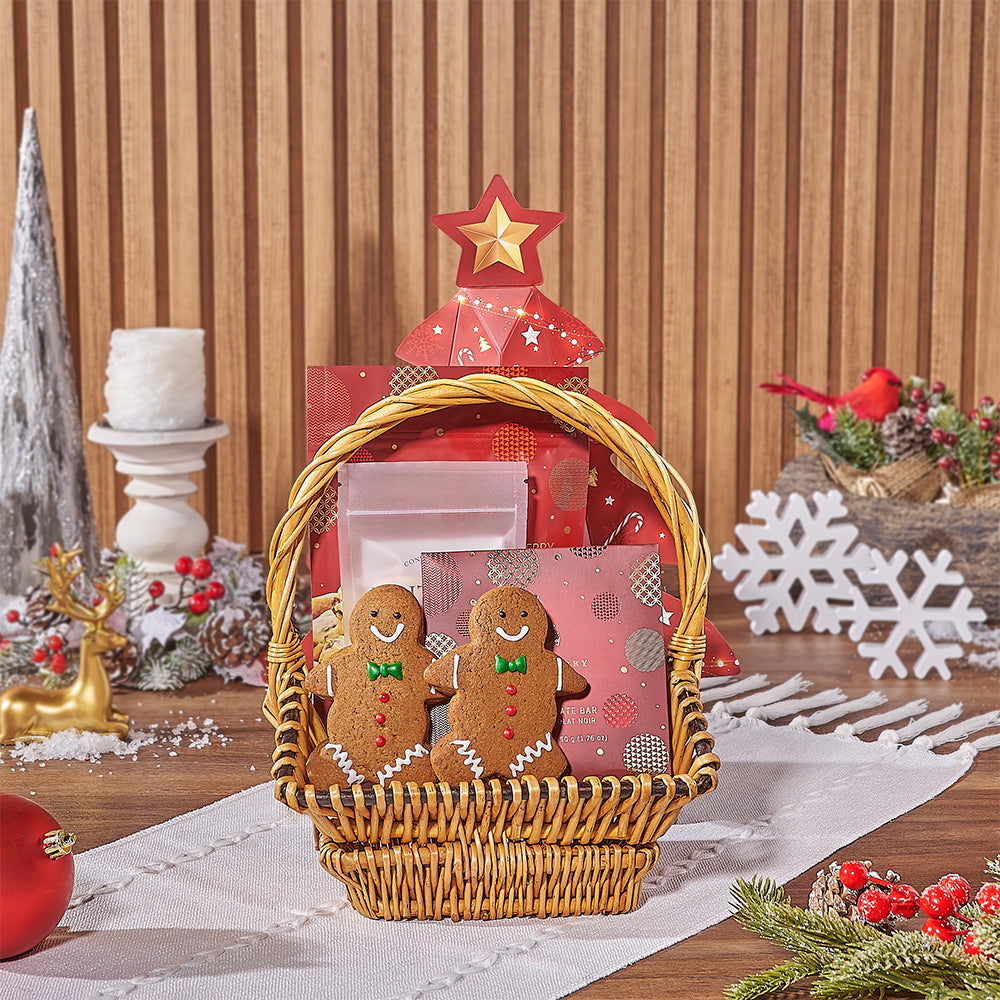 Christmas Hollyberry Treats Basket – how the gift is presented