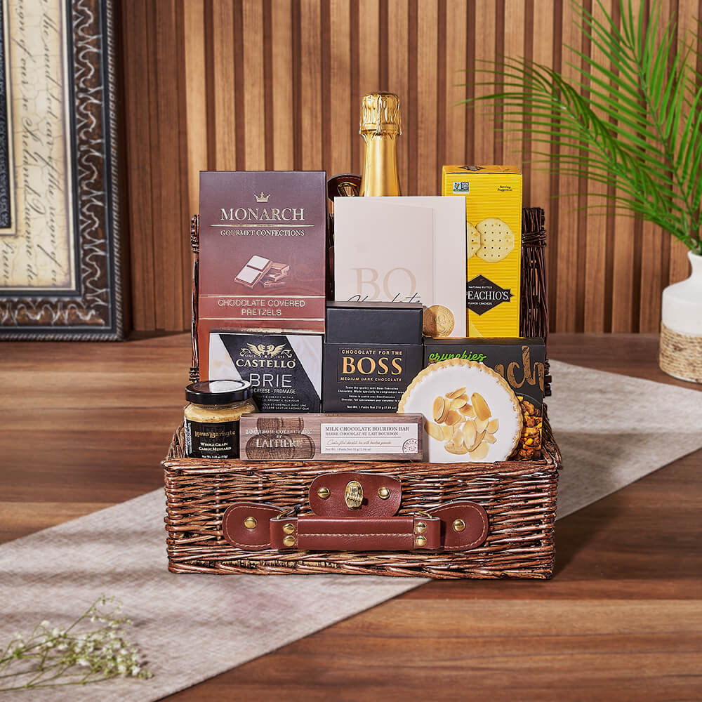 Classic Sparkling Wine Gourmet Gift Basket – how the gift is presented
