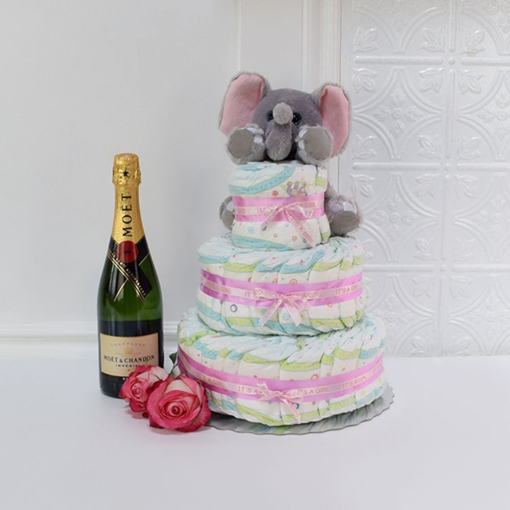 Three-Tiered Champagne Diaper Cake Gift – how the gift is presented