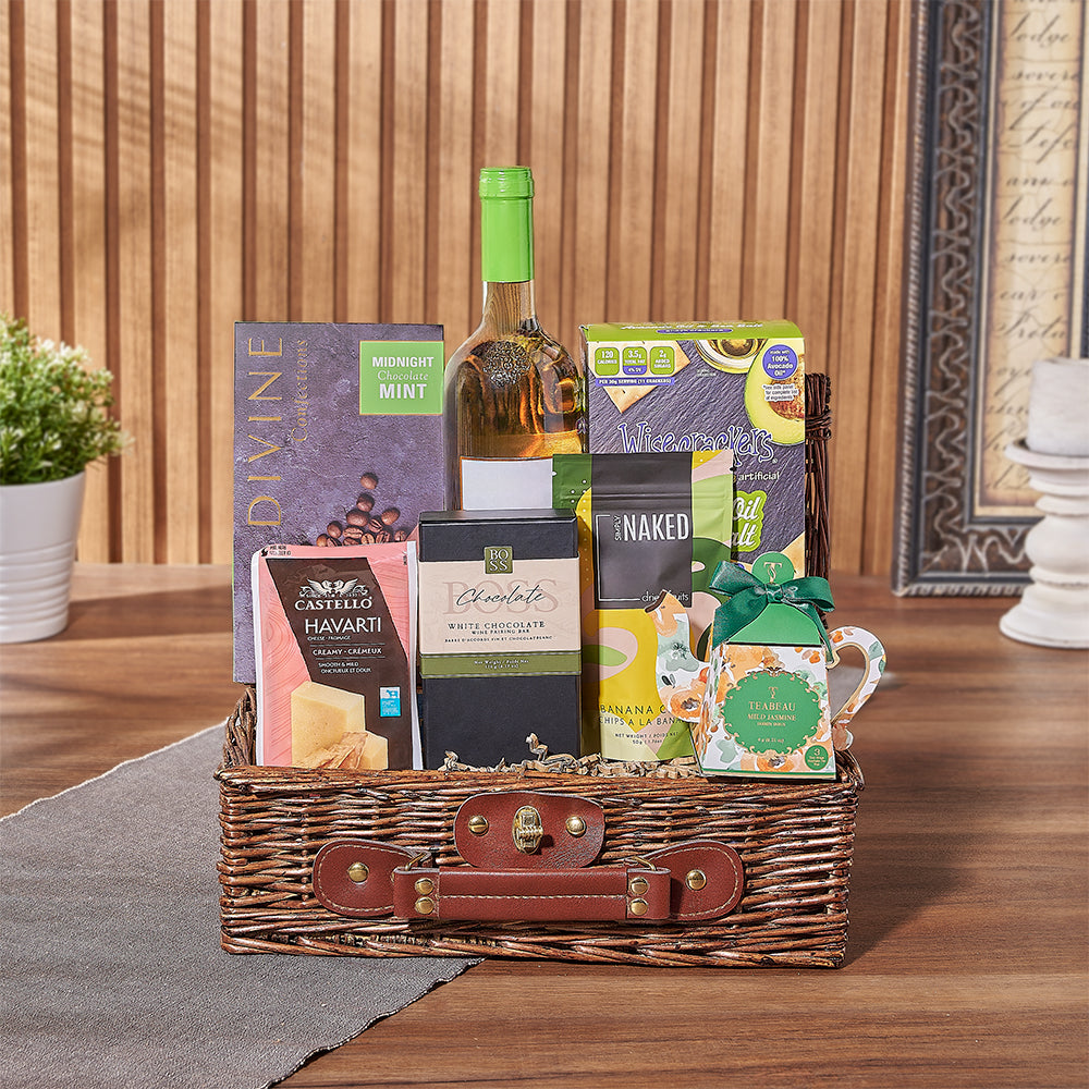 Kosher Wine &amp; Treats Basket
Los Angeles Baskets - Los Angeles Delivery
