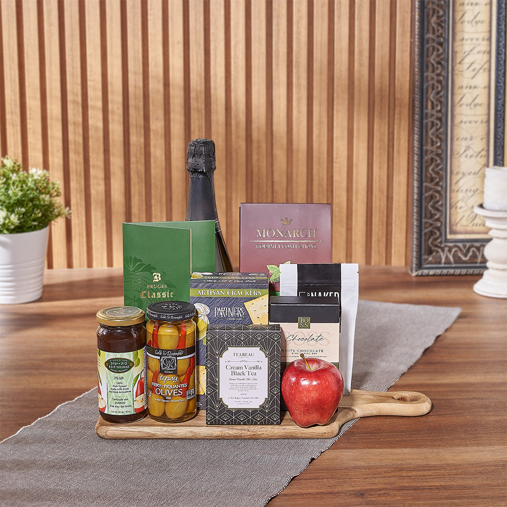 Sparkling Kosher Wine with Gourmet Snacks – how the gift is presented