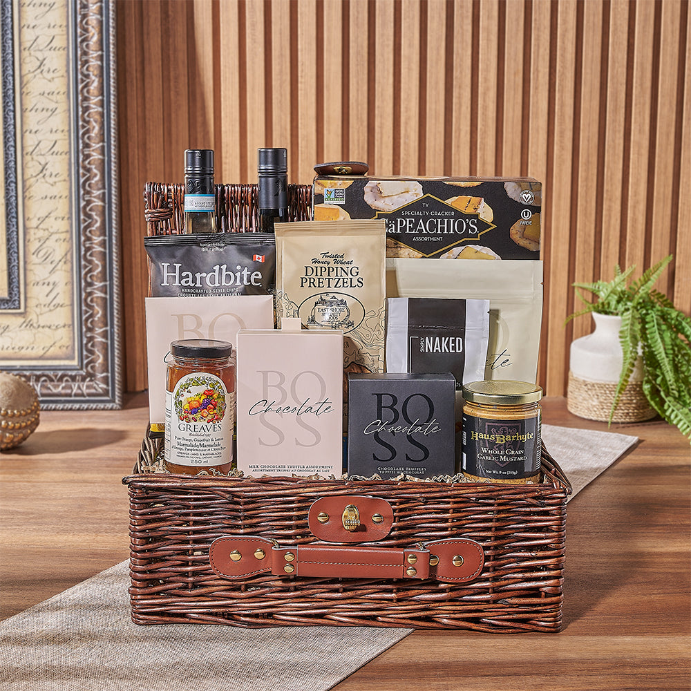 Deluxe Wine Gift Basket with Assorted Gourmet Snacks – how the gift is presented
