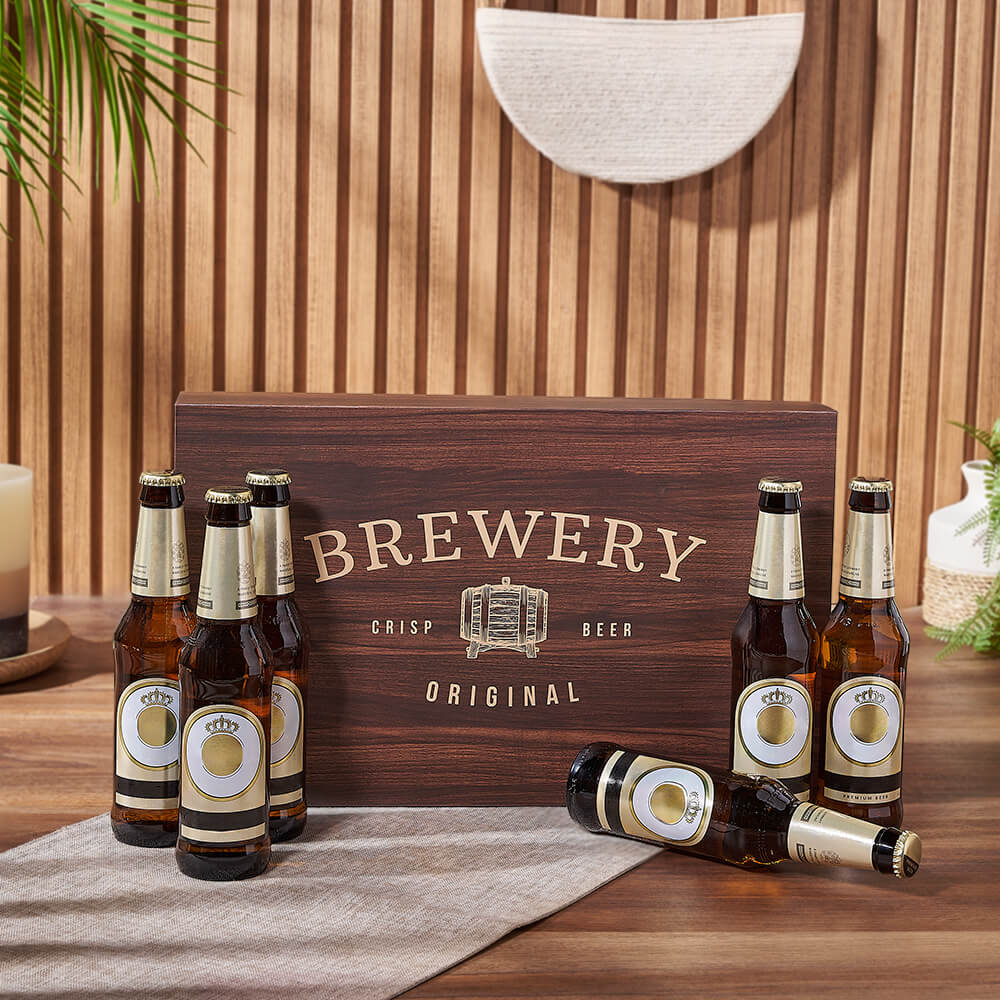 Classic Beer Gift Basket in Wooden Brewery Box – how the gift is presented