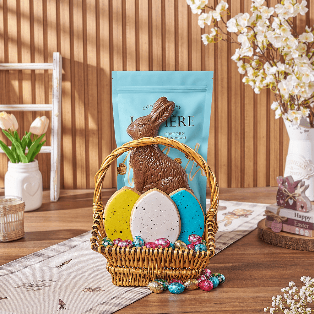 Small Easter Gourmet Gift Basket with Chocolate Treats – how the gift is presented