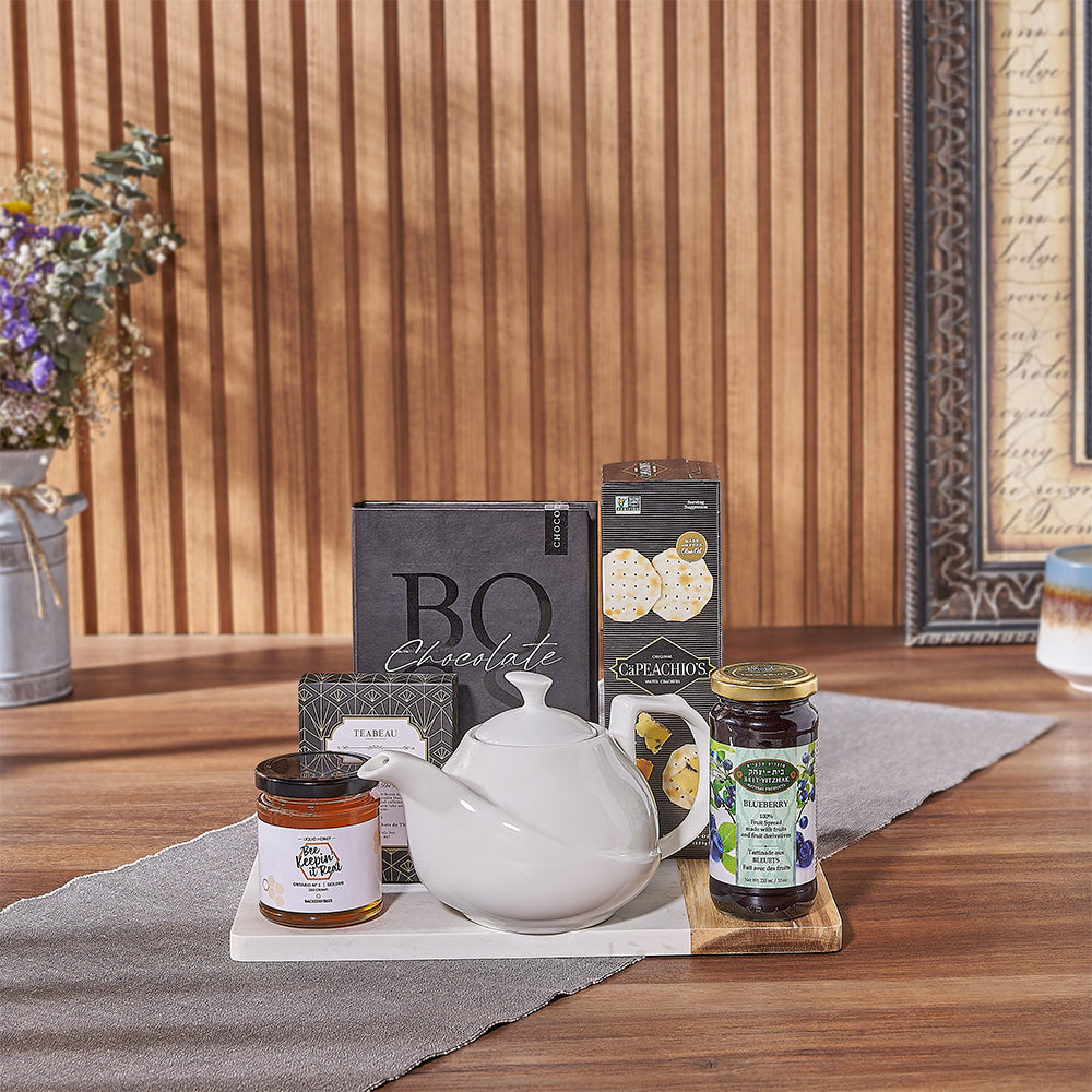 Artisan Tea and Treats Gift Basket – how the gift is presented