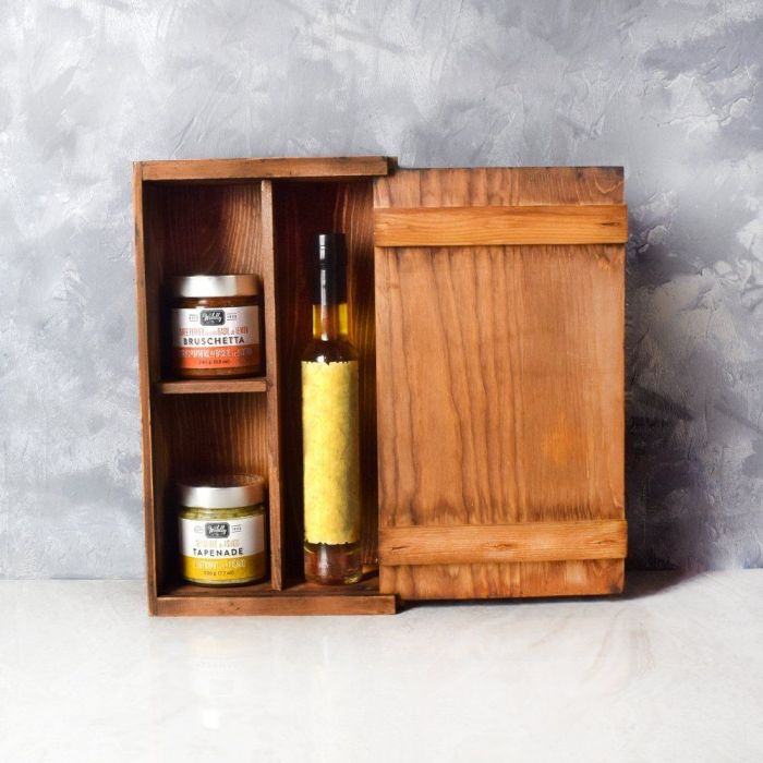 Gourmet Savory Food Gift in Elegant Wooden Crate – how the gift is presented