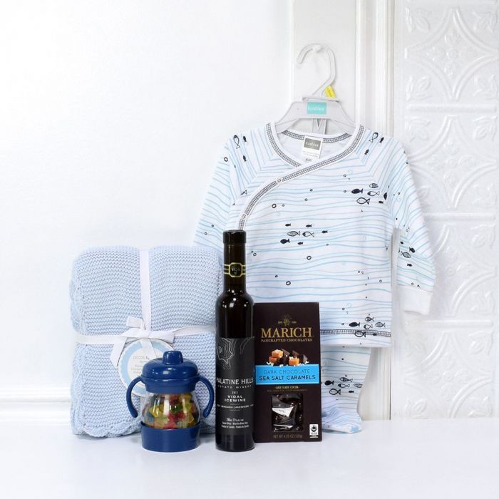 Marich Dark Chocolate Caramels with Wine Gift Basket – how the gift is presented