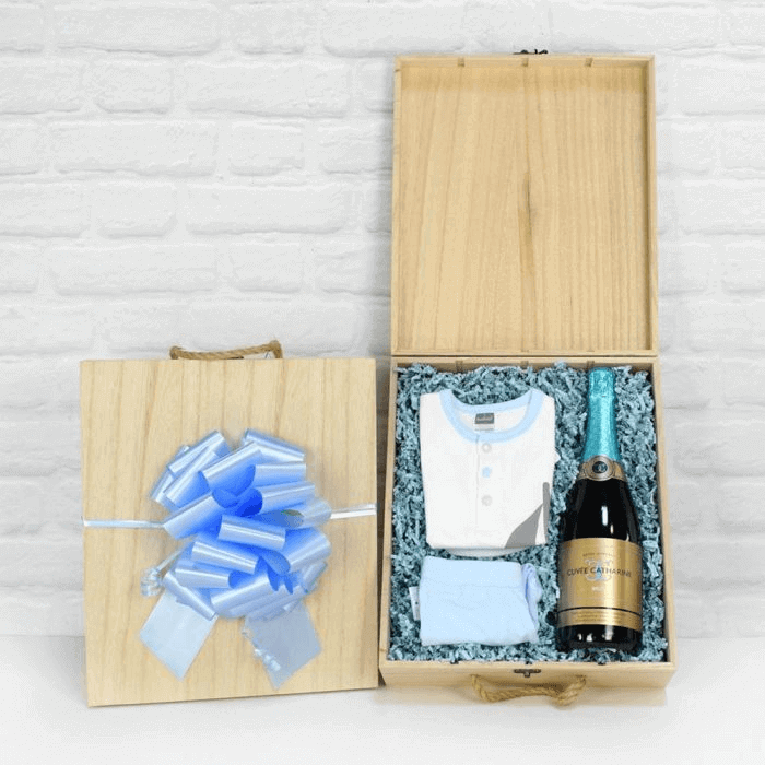 Elegant Rustic Champagne Gift Crate for New Baby Boy – how the gift is presented
